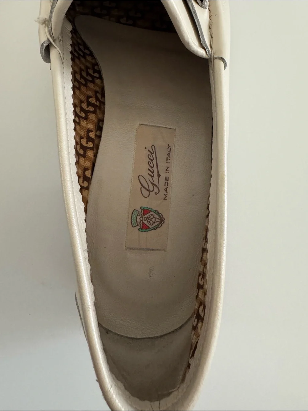 Vintage Gucci Horsebit Loafers Men’s 43  Cream Leather NYC Fifth Ave 1970s Italy